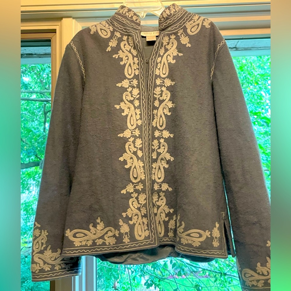 Beautiful vintage embroidered wool blend jacket